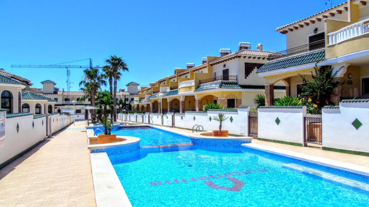 Maribel Ciudad Quesada By Villas&You Exterior photo